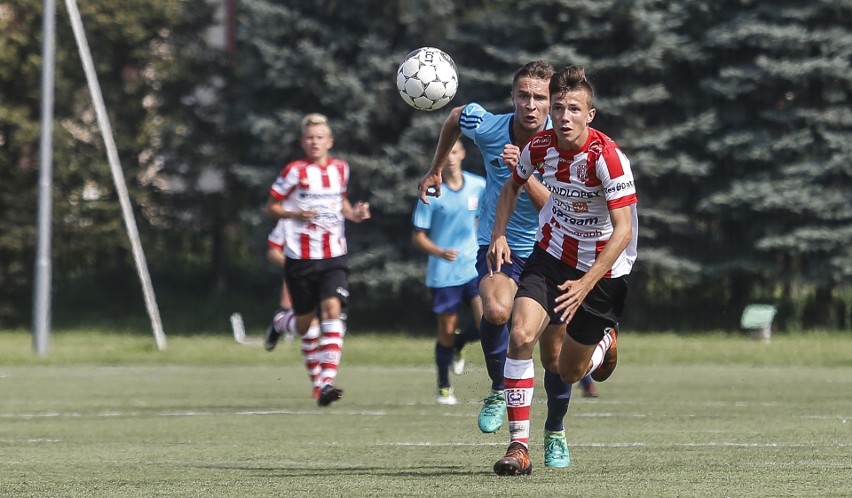 U17: Stal Mielec – Cracovia (s. 13), Karpaty Krosno - Korona...