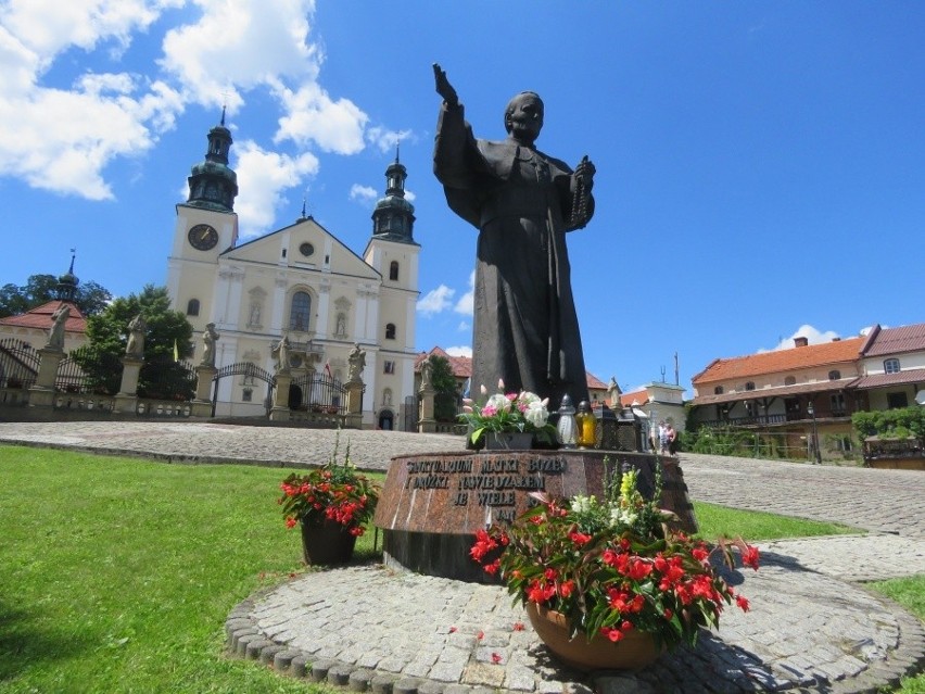 1 grudnia 1999 r. Komitet Światowego Dziedzictwa UNESCO, na...