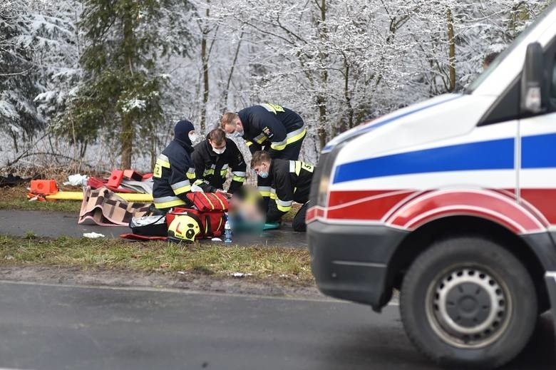 Chłopiec był uczestnikiem tragicznego wypadku drogowego, do...