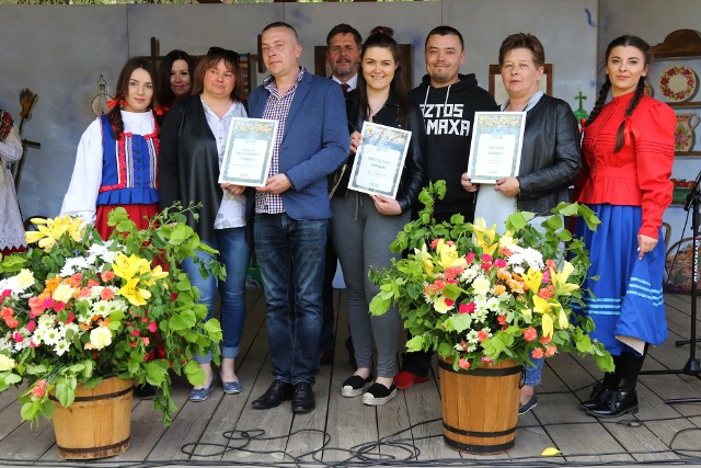 Obecni na Świętokrzyskim Festiwalu Smaków laureaci plebiscytu Mistrzowie Smaku.