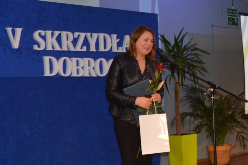 Kocmyrzów-Luborzyca. Nagrodzeni w plebiscycie "Skrzydła Dobroci". Ratują dzieci z niebezpieczeństwa, bezdomne zwierzaki, pielęgnują folklor