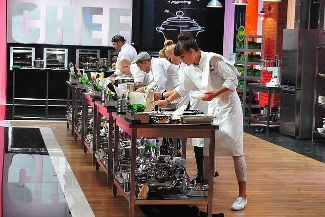 Uczestnicy "Top Chef" w 6. odcinku programu (fot. Grzegorz...