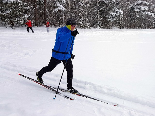 W okolicy Głuchołaz wytyczono około 25 km tras do narciarstwa biegowego.