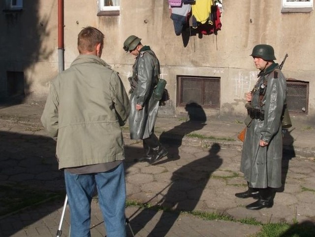 Sceny do filmu Piotra Kukurowskiego, nagrywane w okolicach Słupska przy udziale członków słupskiego bractwa rycerskiego. 