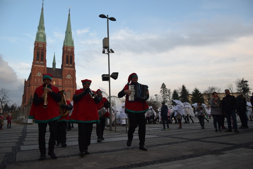 Świąteczna parada przeszła ulicami Rybnika