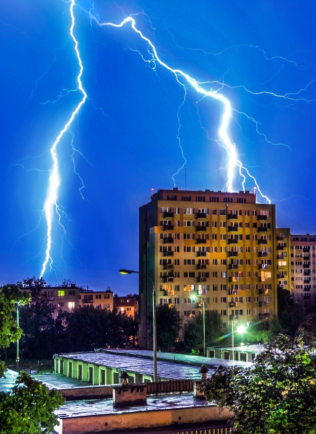 Gdzie jest burza? Sprawdź mapę burzową online.