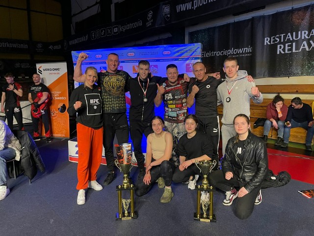 Kick-bokserzy z Gdańska znakomitą formę i przygotowanie zamienili na medale mistrzostw Polski w Piotrkowie Trybunalskim