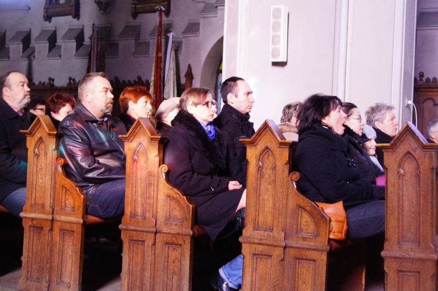 Kaliska policja w kościołach ostrzega przed wypadkami. ZDJĘCIA, FILM, INFOGRAFIKI