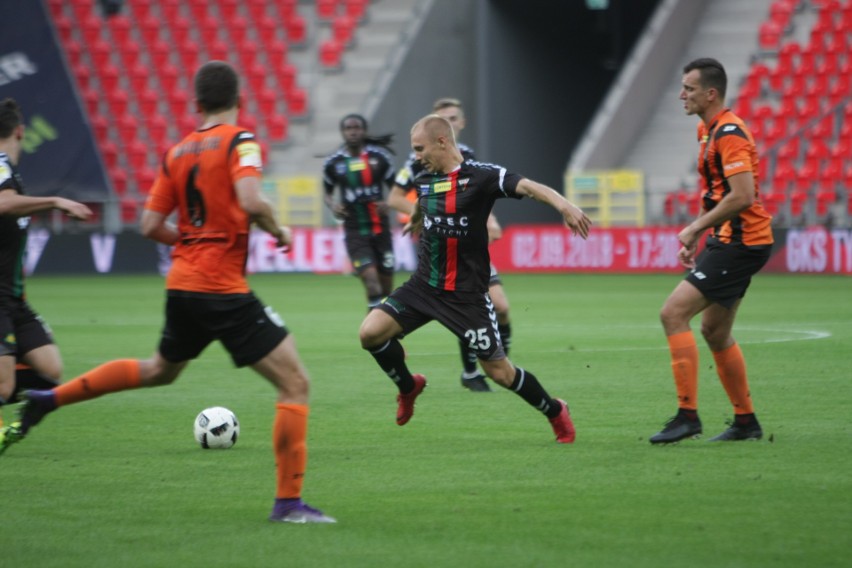 GKS Tychy - Chrobry Głogów 1:1. Zwycięstwo stracone w ostatniej minucie po rzucie karnym RELACJA, ZDJĘCIA, OPINIE