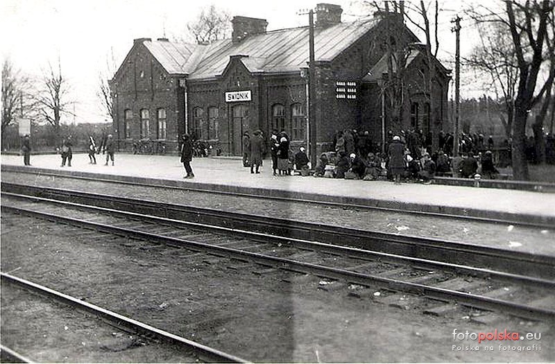 1941 r., Dworzec kolejowy w Świdniku