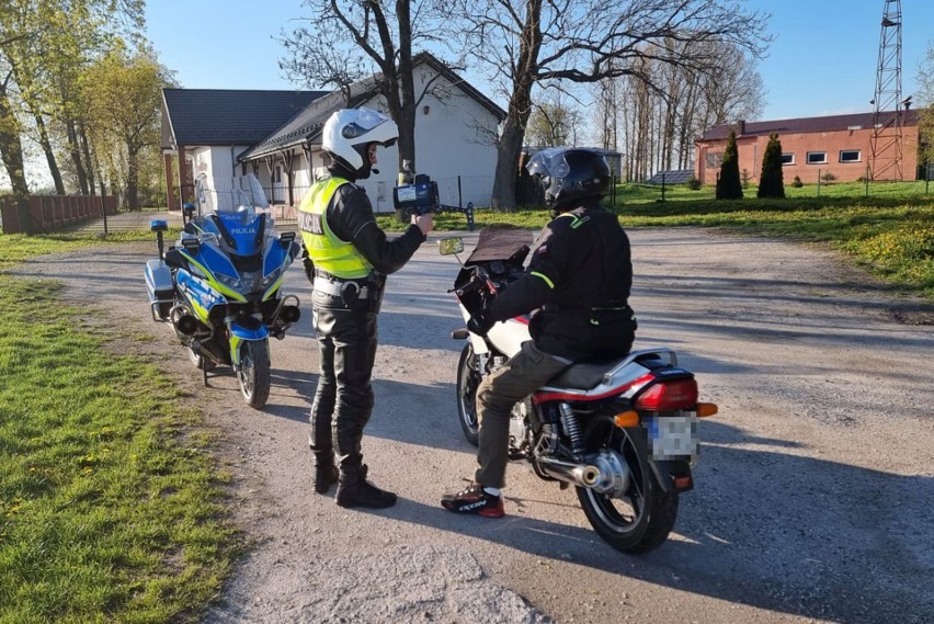 W czasie majówki zadaniem policjantów było zapewnienie...