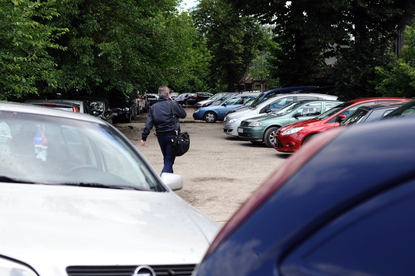 Kraków. Radni nie zgodzili się na sprzedaż terenu przy Dworcu Głównym. Powstanie tam park kieszonkowy?