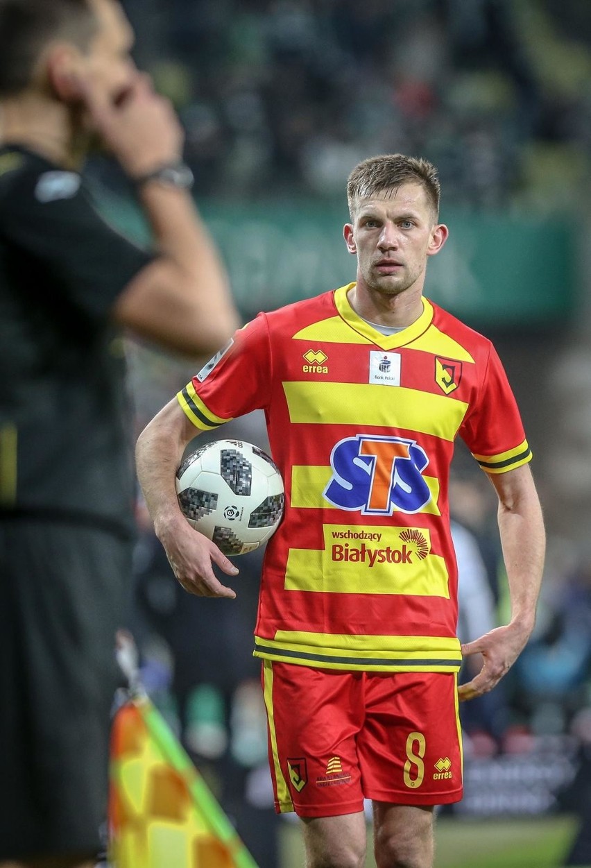 Jagiellonia Białystok. Trener Ireneusz Mamrot robi porządki. Odejdzie czterech zawodników