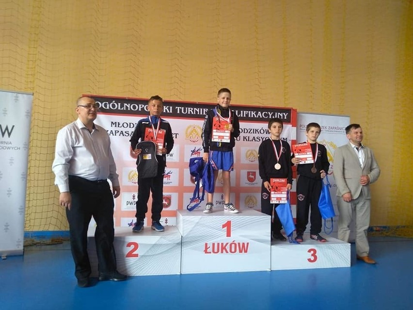 Młode zapaśniczki lubelskiego Sokoła triumfowały w klasyfikacji drużynowej ogólnopolskiego turnieju  