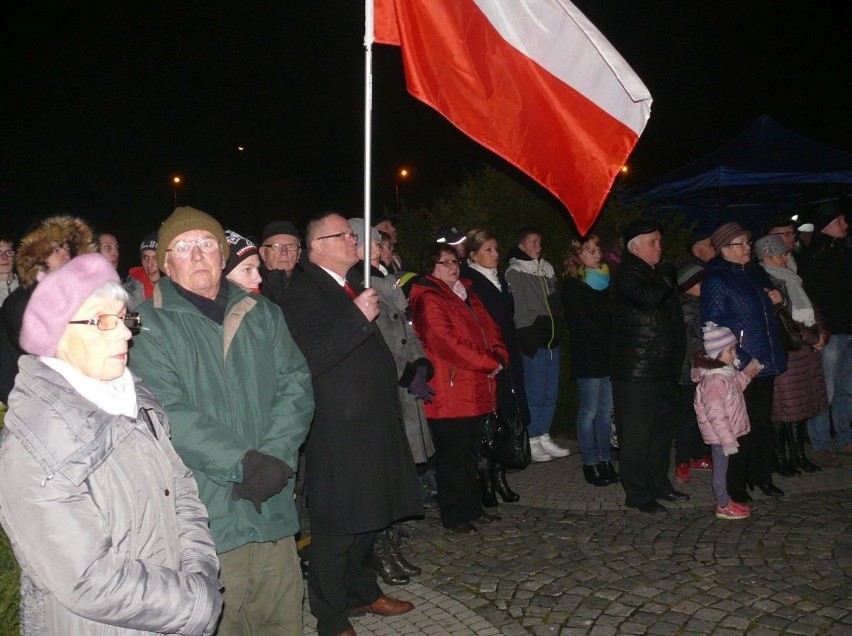 Patriotyczna manifestacja na zakończenie Rajdu Gwiaździstego w Ostrowcu 