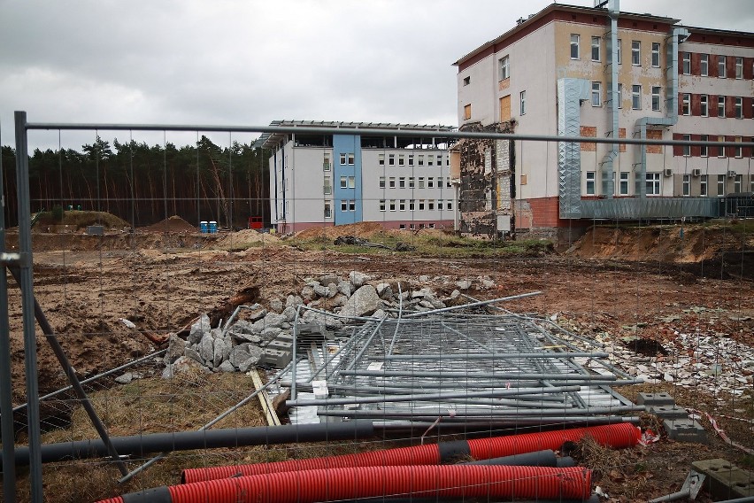 Nowy gmach szpitala we Włocławku miał być gotowy w połowie...