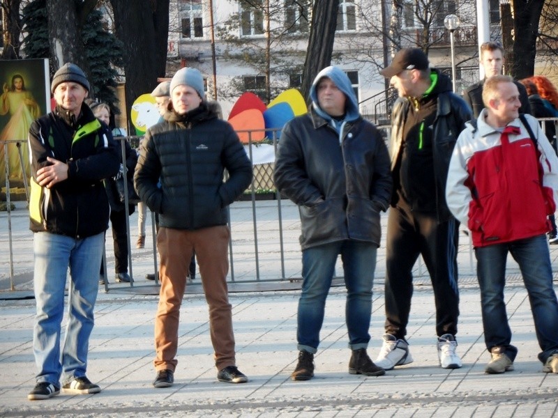 Rock dla autyzmu rozbrzmiał na Placu Biegańskiego w...