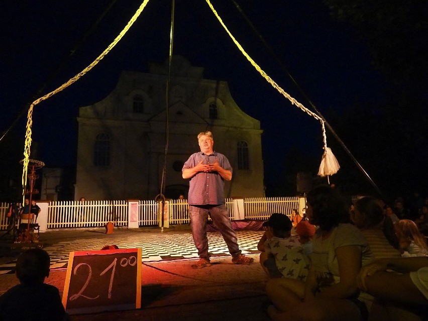 Orla. Festiwal Wertep. Circo Pitanga - Nuptial Ropes