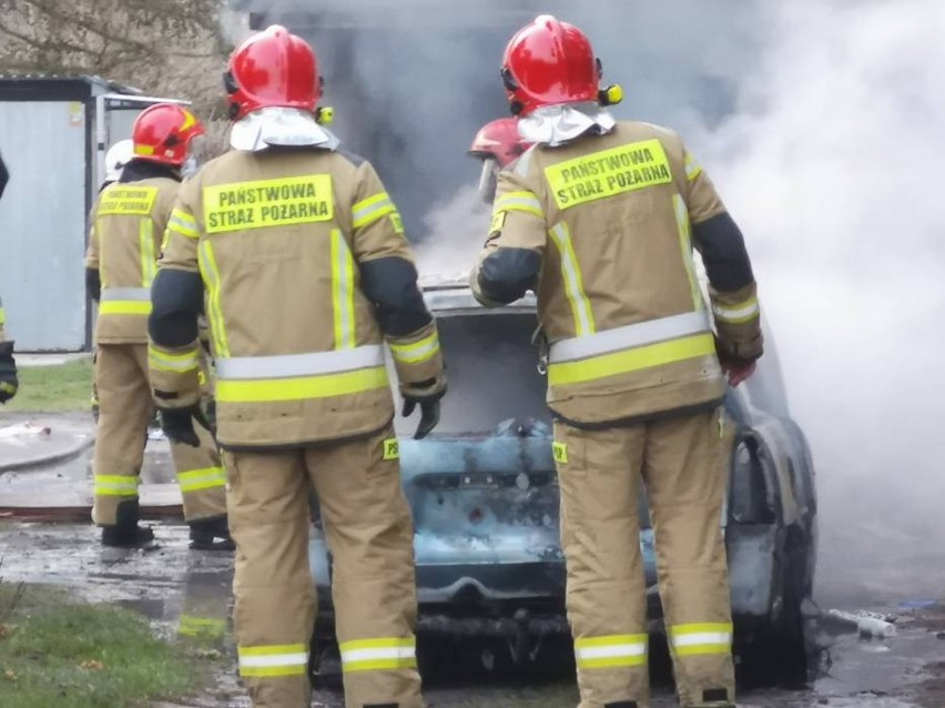 Zbiórka dla poszkodowanych z Michala. Ogień zniszczył im garaż i samochód