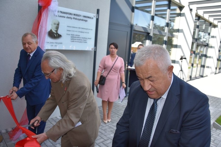 W Minikowie otwarto Centrum Transferu Wiedzy i Innowacji im. Leona Janty-Połczyńskiego (zdjęcia)