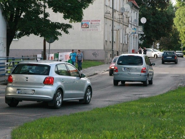 Młyńska to jedna z najważniejszych ulic Międzyrzecza. Jej remont ma się rozpocząć we wtorek. Aż na kilka miesięcy podniesie adrenalinę kierowcom.