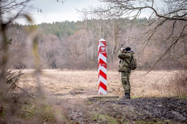 49 osób próbowało we wtorek dostać się nielegalnie z Białorusi do Polski.