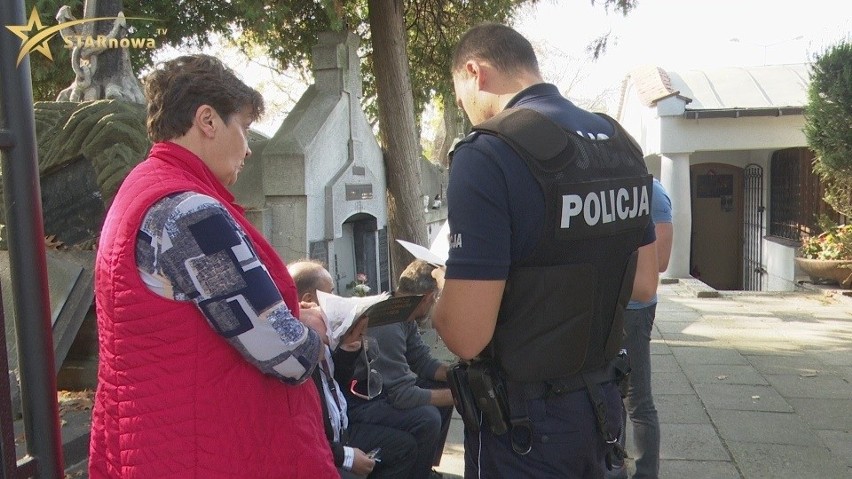 Policja przeprowadziła na miejscu oględziny. Funkcjonariusze...