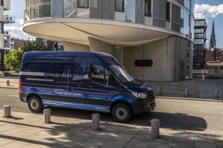 Elektrycznie eVito od Mercedes-Benz Vans trafi do klientów...