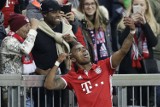 Liga niemiecka. Bayern wygrywa, Douglas Costa robi sobie selfie [ZDJĘCIA]