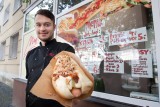 Hot-dogi w centrum Słupska. Nowy lokal Myk Myk