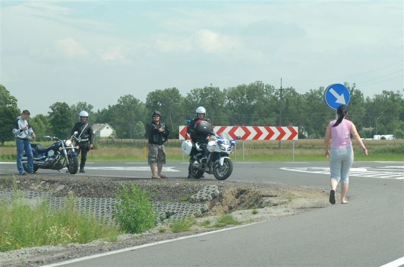 Policjanci na motorach