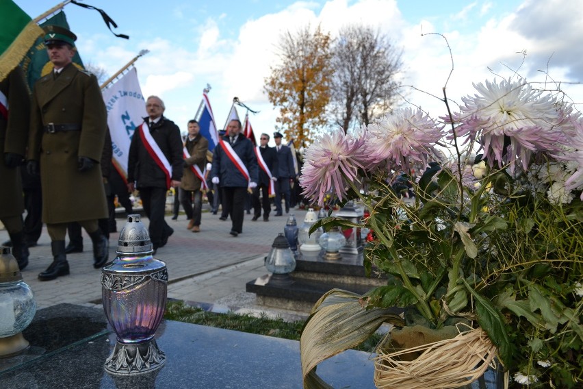 Żory: Pogrzeb Tadeusza Chwałki, przewodniczącego FZZ