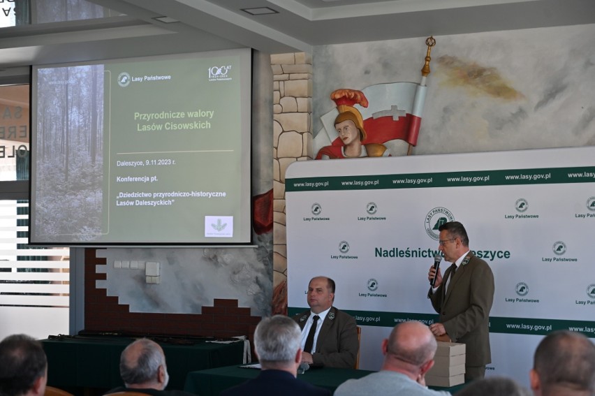 Ciekawa konferencja Przyrodniczo - Historyczne Dziedzictwo Lasów Cisowskich odbyła się w Daleszycach. Zobacz zdjęcia z tego wydarzenia