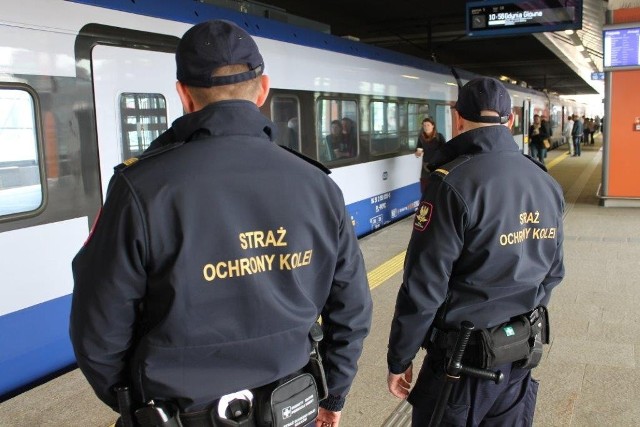 Poszukiwany nastolatek został zatrzymany przez funkcjonariuszy SOK na stacji kolejowej w Kostrzynie nad Odrą