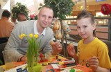 Gwiazdy Vive Targów Kielce malowały jajka z rodzinami