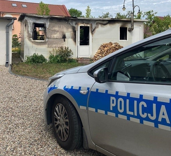 Tragiczny pożar w Łebie. Policja prowadzi śledztwo.