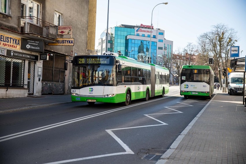 Białystok. Miasto wprowadziło w czwartek bezpłatne przejazdy komunikacją miejską. To efekt kiepskiej jakości powietrza [25.08.2022]