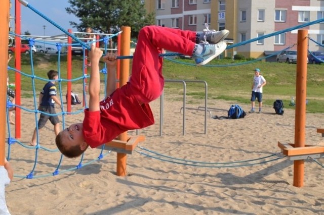 Za pieniądze z budżetu obywatelskiego w Wasilkowie powstał park linowy. To był pomysł Rafała Czaplejewicza. Teraz walczy on o wsparcie budowy placu rekreacji w sąsiedztwie.