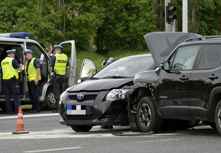 Śmiertelny wypadek na skrzyżowaniu Armii Krajowej i Zamczysko