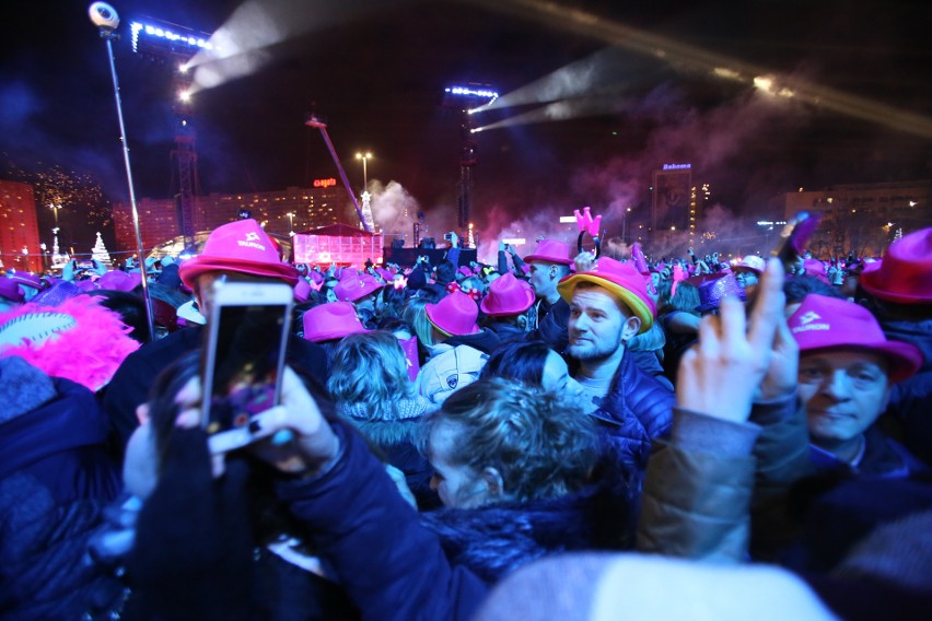 Szczęśliwego Nowego Roku 2018. Tak Katowice powitały Nowy...