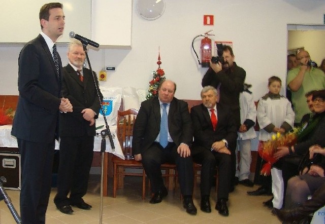 Nowego obiektu w Domu Pomocy Społecznej w Gnojnie gratulował gospodarzom także minister Władysław Kosiniak-Kamysz.