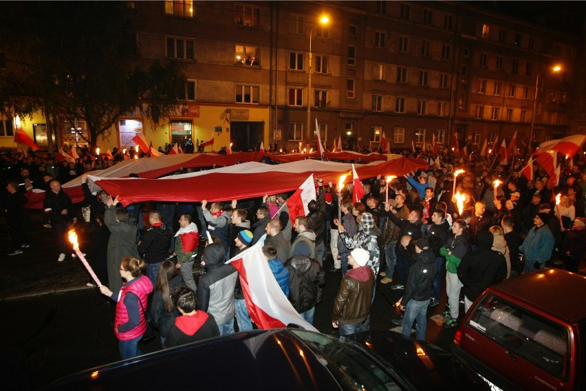 W marszu narodowców we Wrocławiu uczestniczyło ok. 8 tys....