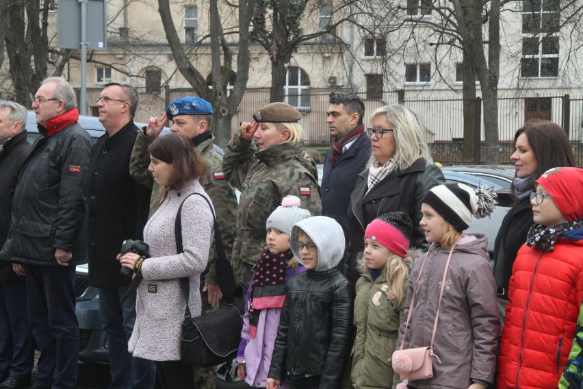 Dąb Niepodległości poświęcony przez papieża rośnie w Kielcach (WIDEO, zdjęcia)