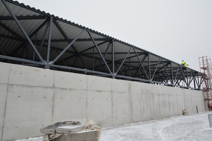 Budowa hali widowiskowo-sportowej Suwałki Arena. Minął rok...