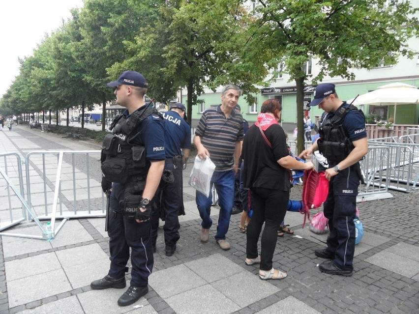 Częstochowa ŚDM 2016. Z każdą minutą przybywa pielgrzymów