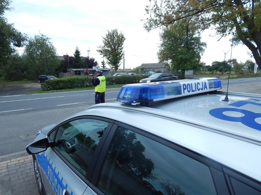 Pracowity weekend policjantów z radziejowskiej drogówki. 18 kierujących przekroczyło dopuszczalną prędkość