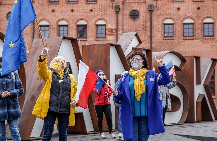 Spacer Rocznicowy z okazji 16 lat Polski w Unii...