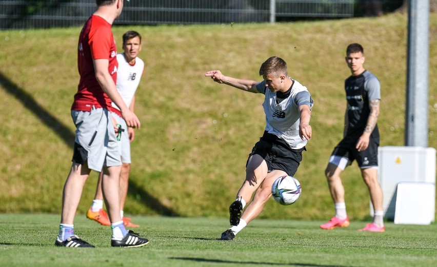 Lechia Gdańsk przygotowuje się do nowego sezonu. Omran Haydary wypadł z gry na trzy miesiące [zdjęcia]