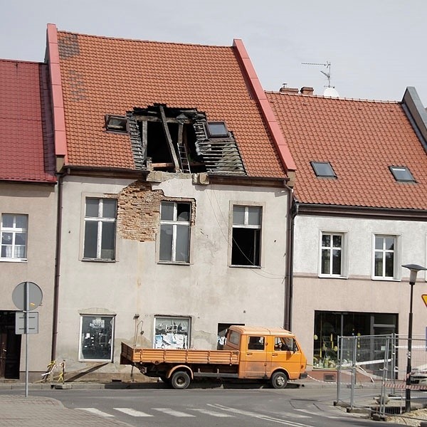 Inspektor obciążył kosztami remontu hipotekę budynku.