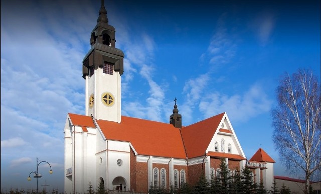 Kościół Matki Boskiej Częstochowskiej, największy w Starachowicach.